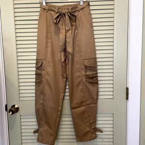 Heartloom SM Highwaist Tan Cargo Elevated Joggers Satin Belt NWOT Utility Chic